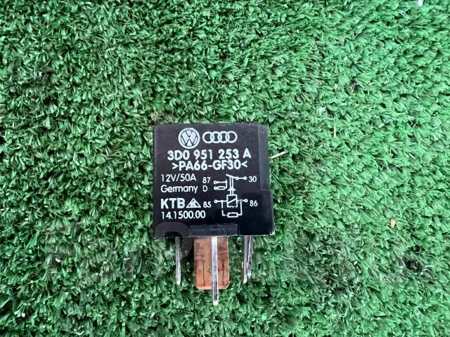 ���� Audi A6 3D0951253A 3D0951253A ����