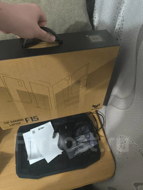 Asus TUF Gaming F15 FX506HE. 15.6", 4,2����, ��� 16 ��, ���� 512���, WiFi: 1, Bluetooth: 1, ����������� �� 4��. ����