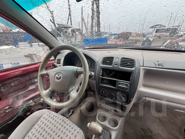 Mazda Demio ����