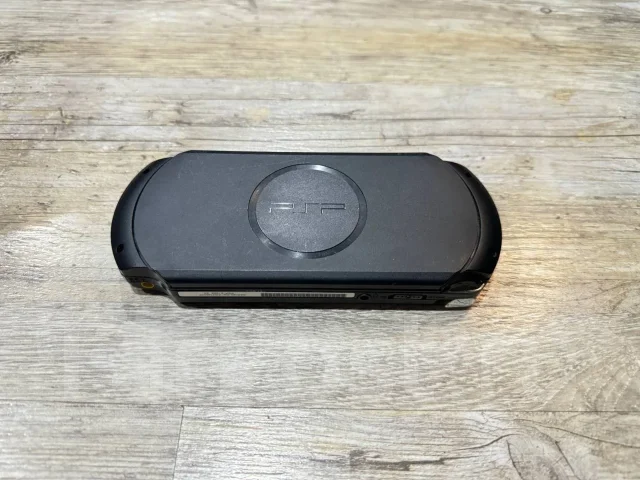 Sony PSP Street E1000 ����