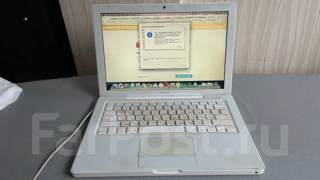 Apple MacBook. 13.3", 2,4����, ��� 1024 ��, ���� 512���, WiFi: 1, Bluetooth: 1 ����
