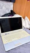 Sony VAIO VPC-EH2S1R. 15.5", 2,2����, ��� 4 ��, ���� 932���, WiFi: 1, Bluetooth: 1 ����