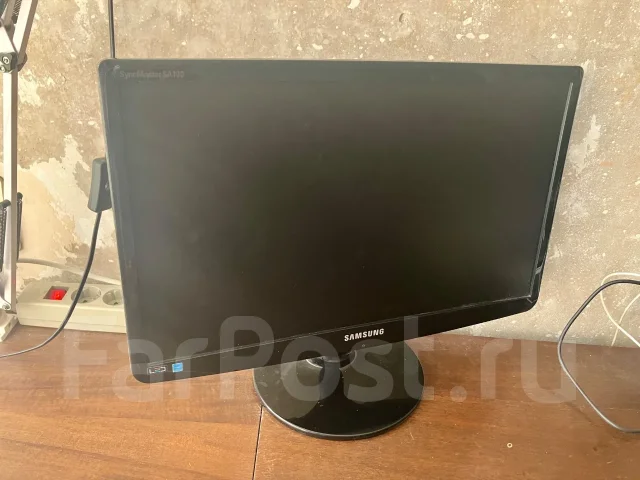 Samsung. 24", ���������� �� (LCD, LED, QLED) ����