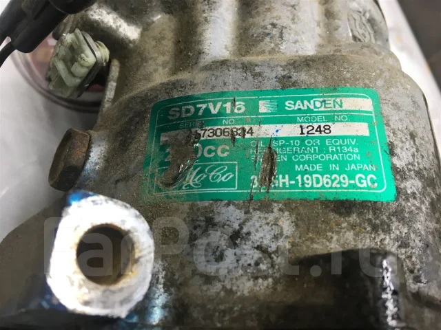 ���������� ������������ Ford Focus 2007 1353483 G8DA 1353483 ����