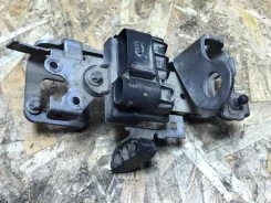 ���� ������ ������ Mercedes Sprinter 2016 A6519001300 906 OM651 A6519001300 ����