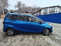 Toyota Sienta. ��������, 4wd, 1.5 (103��.�.), ������, 154 278����. �� ����