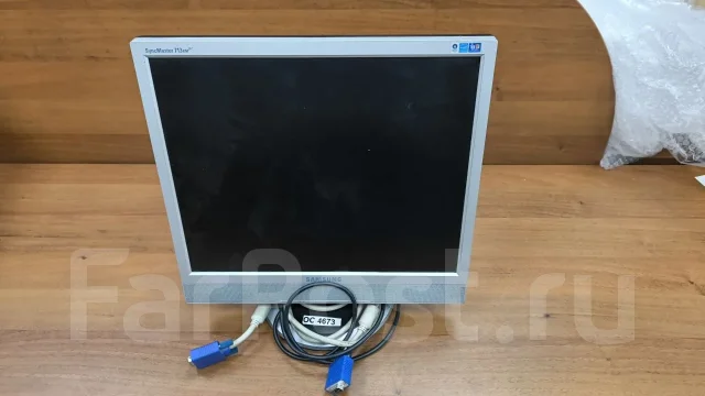 Samsung. 17", ���������� �� (LCD, LED, QLED) ����