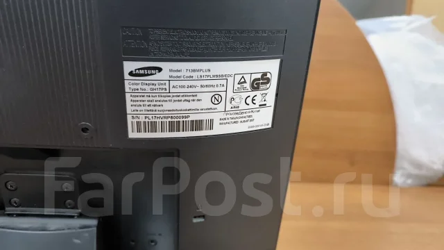 Samsung. 17", ���������� �� (LCD, LED, QLED) ����