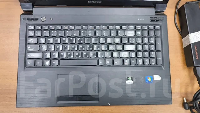 Lenovo V570c. 15.6", 2,1����, ��� 3072 ��, ���� 320���, WiFi: 1, Bluetooth: 1 ����