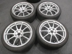 RAYS Volk Racing ZE40