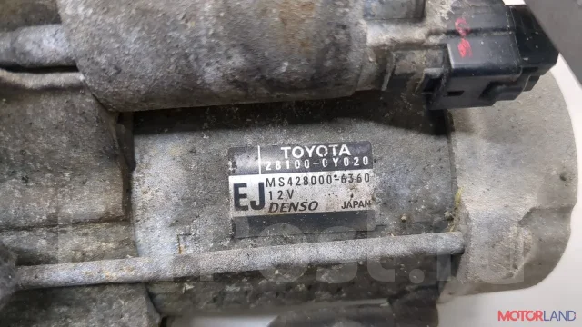������� Toyota Yaris 2005-2011 21077408 281000Y020 ����