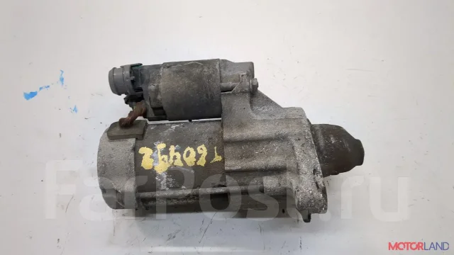 ������� Toyota Yaris 2005-2011 21077408 281000Y020 ����