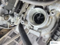������� Audi A6 2006 qq2w370903 059145721F ����
