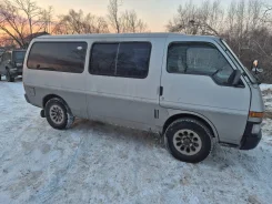 Isuzu Fargo. ��������, 4wd, 2.4 (100��.�.), ������, 100 000����. �� ����