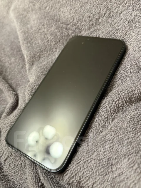 Apple iPhone 13. �/�, 256 ��, ������, 3G, 4G LTE, Dual-SIM, NFC, eSIM, ������� �������, ������������ ������� ����