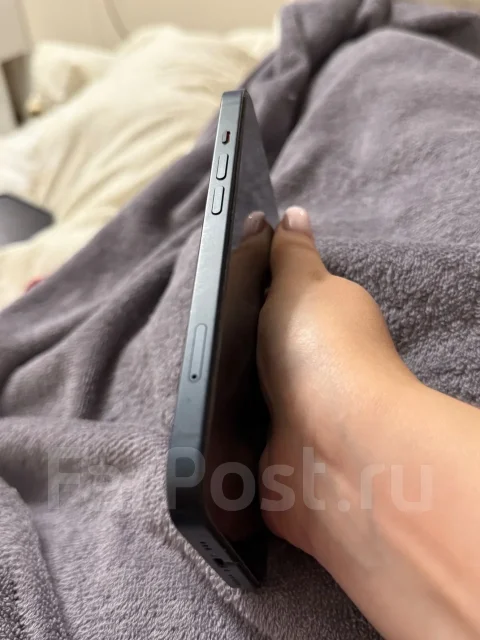 Apple iPhone 13. �/�, 256 ��, ������, 3G, 4G LTE, Dual-SIM, NFC, eSIM, ������� �������, ������������ ������� ����