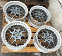 RAYS Cerumo Sports. 9.0/8.0x17", 5x114.3, ET35/35, �� 73���. ����