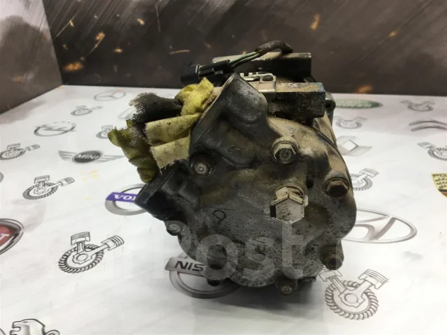 ���������� ������������ Ford Focus 2007 1353483 G8DA 1353483 ����