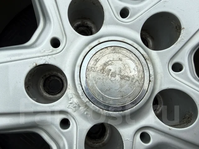 Violento. 7.0x17", 5x114.3, ET38, �� 73���. ����