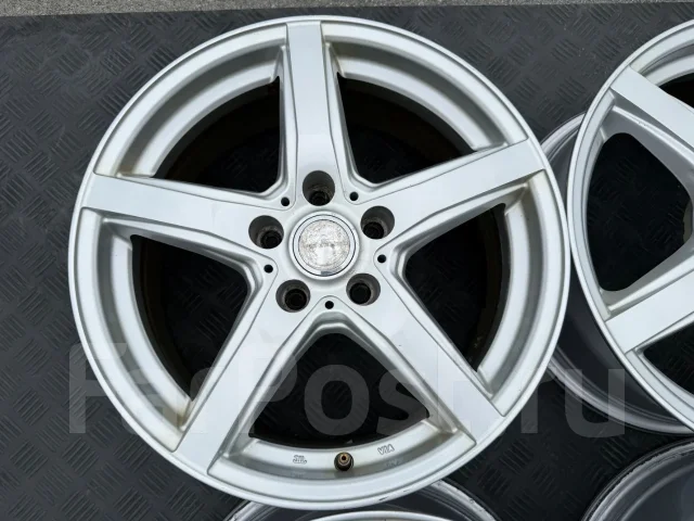 Violento. 7.0x17", 5x114.3, ET38, �� 73���. ����