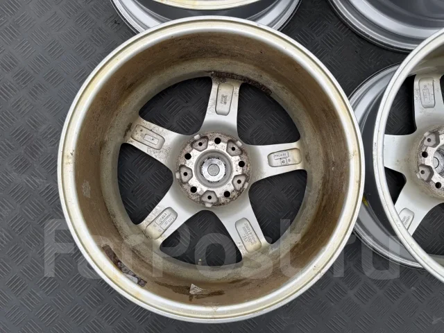 Violento. 7.0x17", 5x114.3, ET38, �� 73���. ����