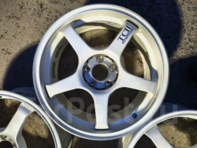 Advan Racing TCIII. 7.5x17", 5x100, ET48 ����