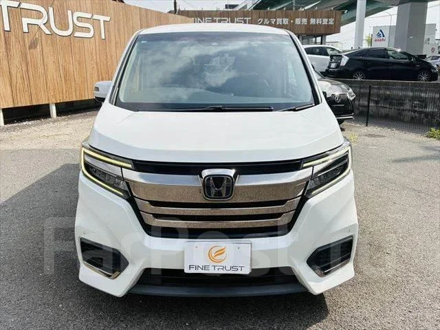 Honda Stepwgn. ��������, ��������, 1.5 (150��.�.), ������, 45 300����. ��, �/�. ��� ����� �� ������������ ����