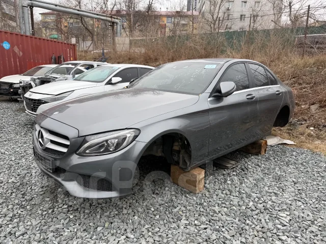 Mercedes-Benz C-Class. C200 ����