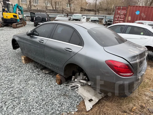 Mercedes-Benz C-Class. C200 ����