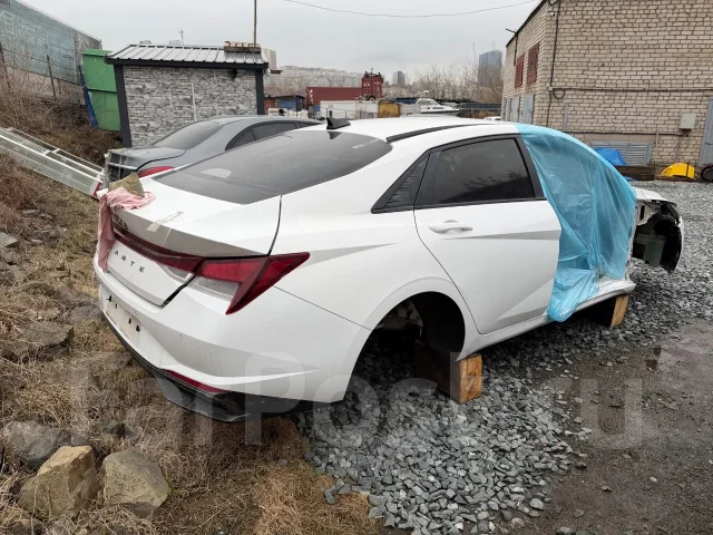 Hyundai Avante. CN7 ����