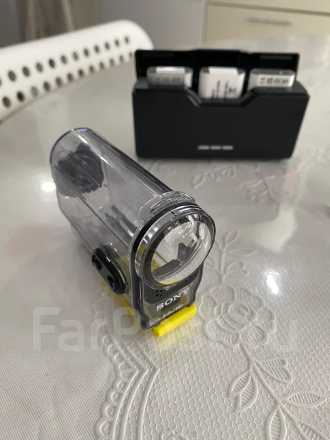 Sony. 10 - 14.9 ��, � ���������� ����