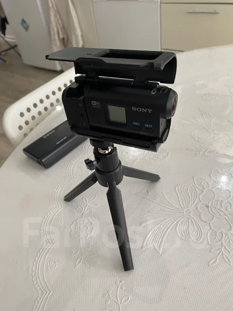 Sony. 10 - 14.9 ��, � ���������� ����