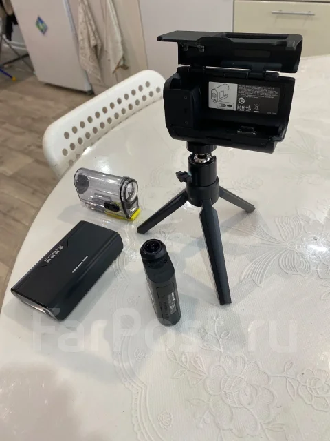 Sony. 10 - 14.9 ��, � ���������� ����