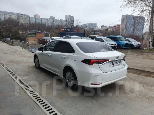Toyota Corolla Axio. ��� �������� ����