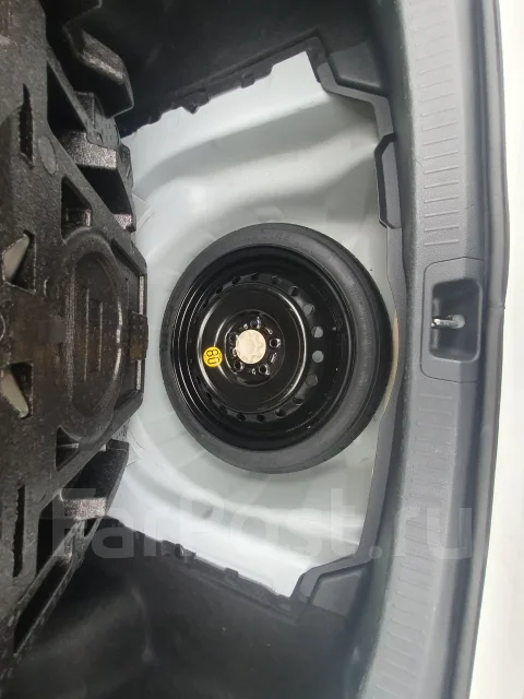Toyota Corolla Axio. ��� �������� ����