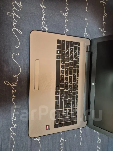 HP. 15.6", 2����, ��� 4 ��, ���� 250���, WiFi: 1, Bluetooth: 1, ����������� �� 3��. ����