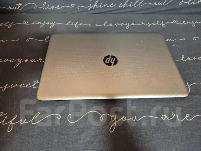 HP. 15.6", 2����, ��� 4 ��, ���� 250���, WiFi: 1, Bluetooth: 1, ����������� �� 3��. ����
