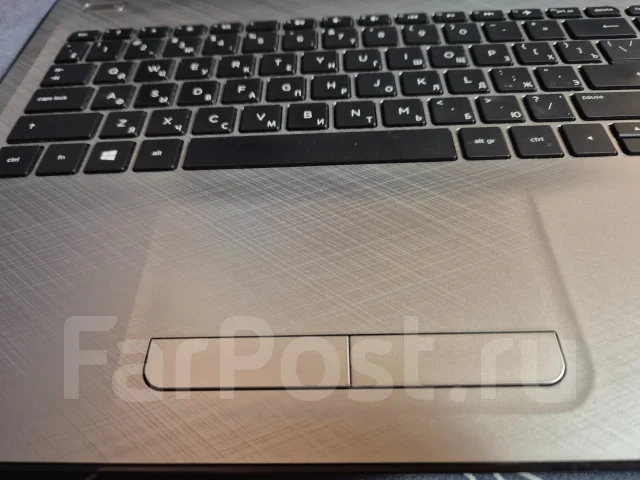 HP. 15.6", 2����, ��� 4 ��, ���� 250���, WiFi: 1, Bluetooth: 1, ����������� �� 3��. ����