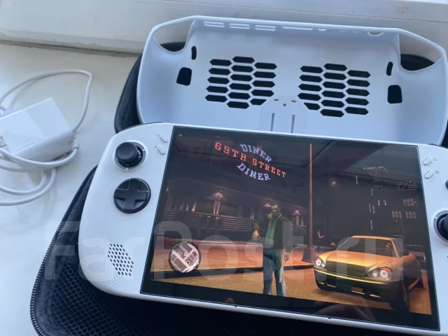 Lenovo Legion Go ����