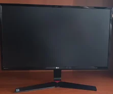 LG. 24", ���������� �� (LCD, LED, QLED) ����