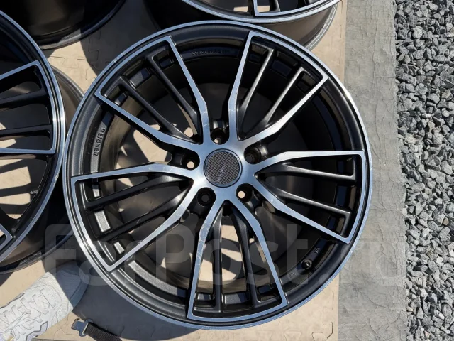 Bridgestone Reigner. 8.0x18", 5x114.3, ET35, �� 73,1���. ����
