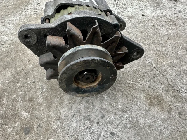 ��������� Isuzu ELF NKR66 4JG2 8971876581 ����