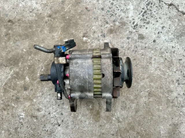 ��������� Isuzu ELF NKR66 4JG2 8971876581 ����