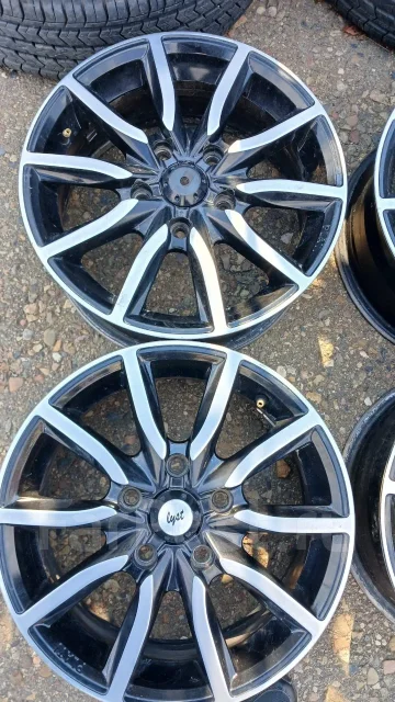 Platin. 6.5x15", 5x114.3, ET40 ����