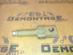 ������ ��������� ���� ������� Audi A4 B5 1995 443945515 8D2 ADR 443945515 ����
