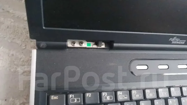 Fujitsu Siemens Amilo M7405. 15", 1,7����, ��� 512 ��, WiFi: 1 ����