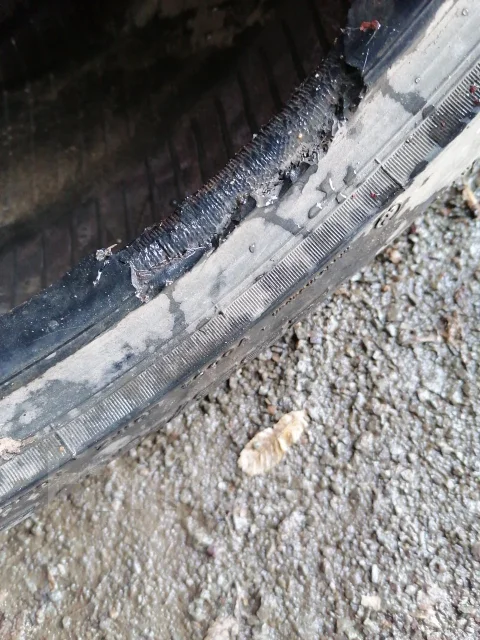 Bridgestone Potenza RE-01. ������, �/�, ����� 15 % ����