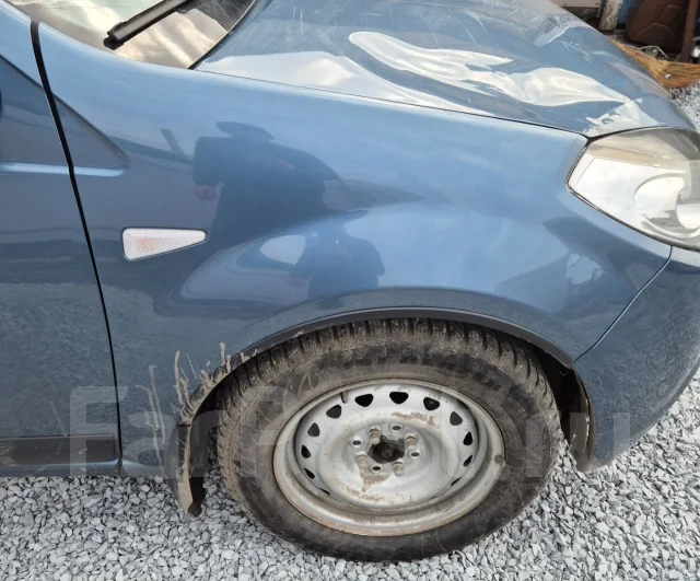 Renault Sandero. K7JF710 ����