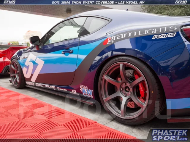 RAYS Gram Lights 57C6. 9.5x18", 5x114.3, ET38 ����