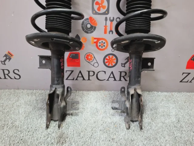 ������������ Mazda 3 B45A34900 BM, �������� B45A34900 ����